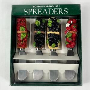 Set of Four Spreaders w/Berry Basket Handles Boston Warehouse Vintage NEW 1998